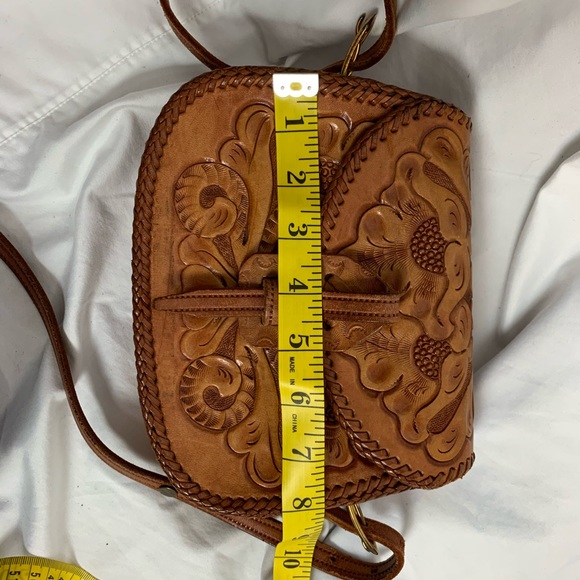 Beautiful Lifton’s hand tooled vintage purse - Picture 6 of 8